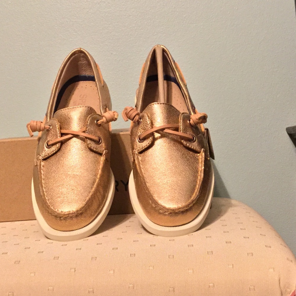 Original new in box Sperry shoes